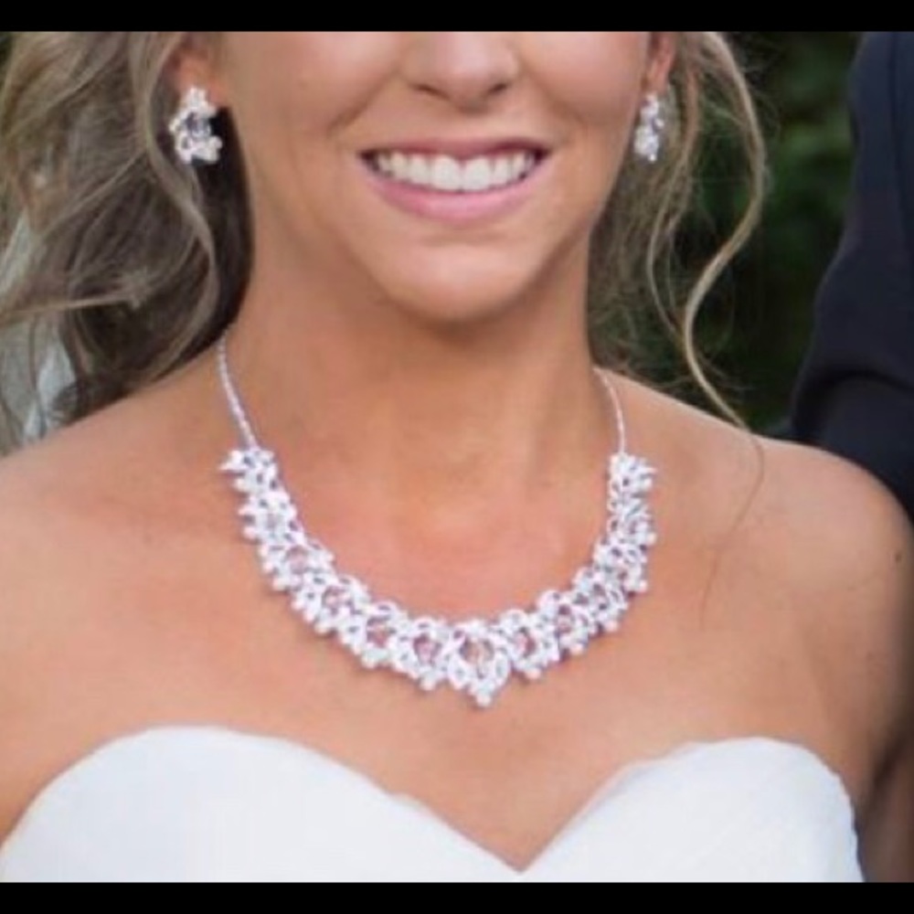 Jewelry Set - Picture 2 of 2